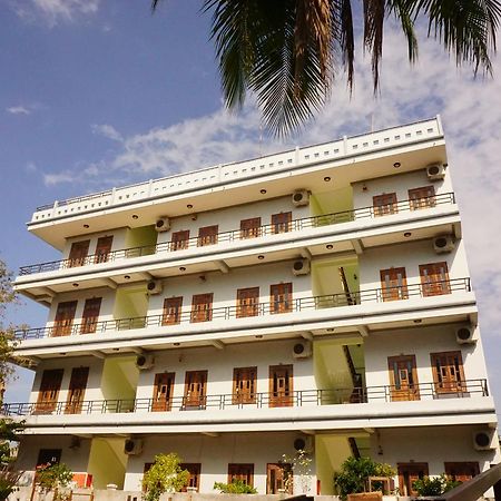 Cat Tien Guesthouse Mũi Né Ngoại thất bức ảnh